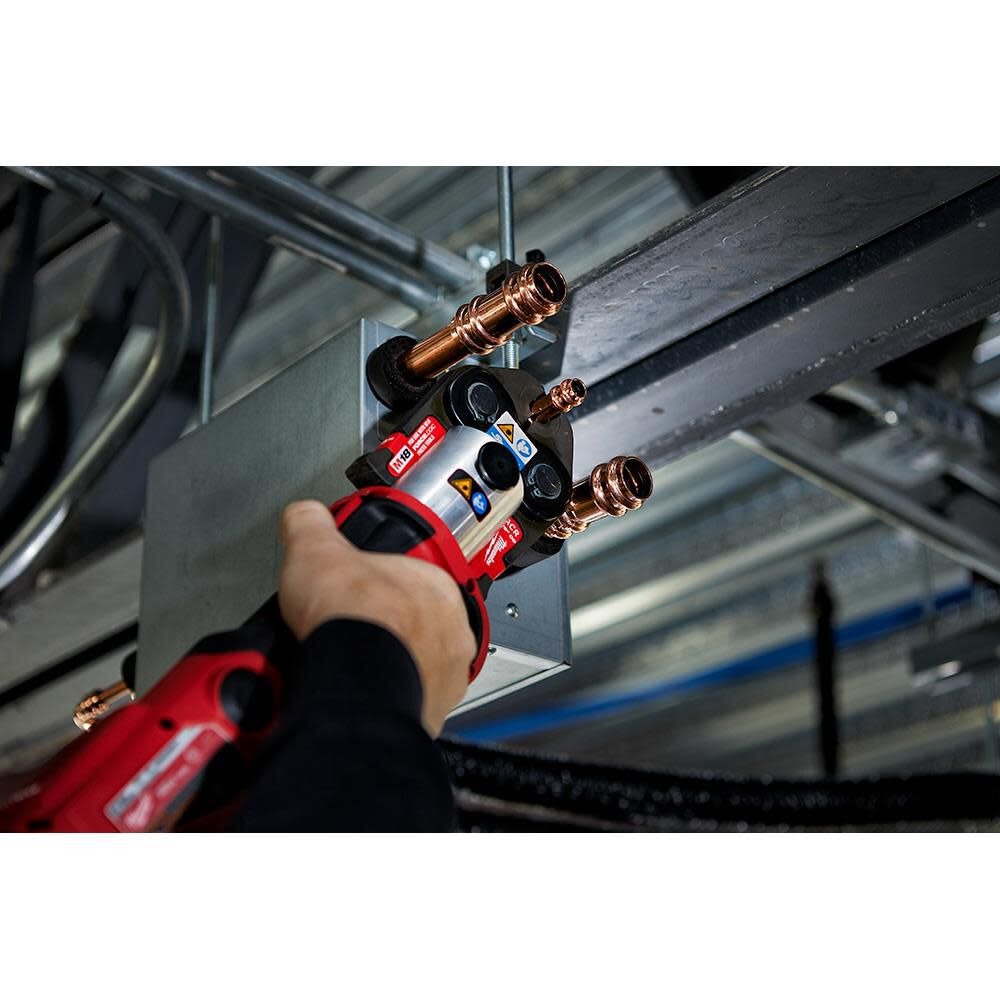 Milwaukee M18 FORCE LOGIC crimping tool with ONE-KEY and 1/2